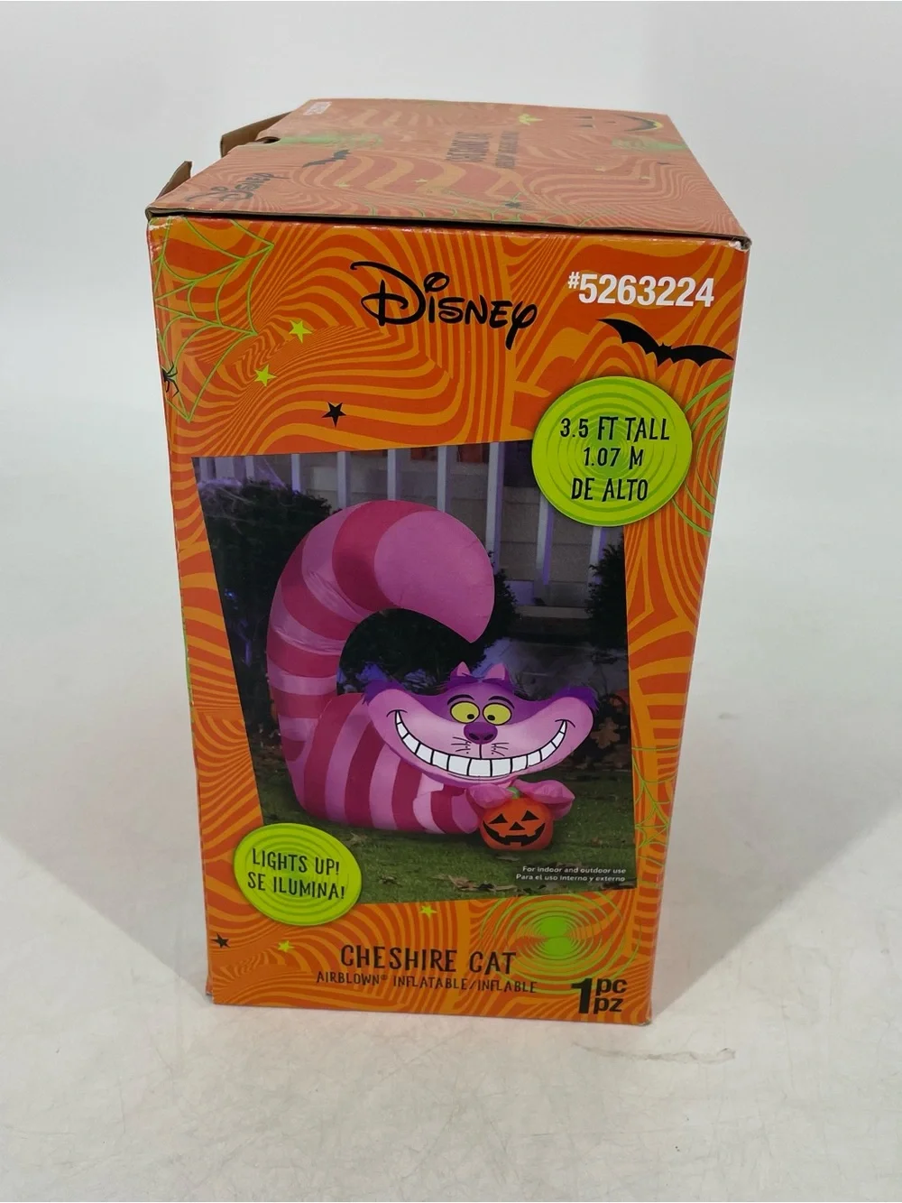 Disney 3.51-ft Lighted Disney Alice in Wonderland Cheshire Cat Inflatable - Picture 6 of 7